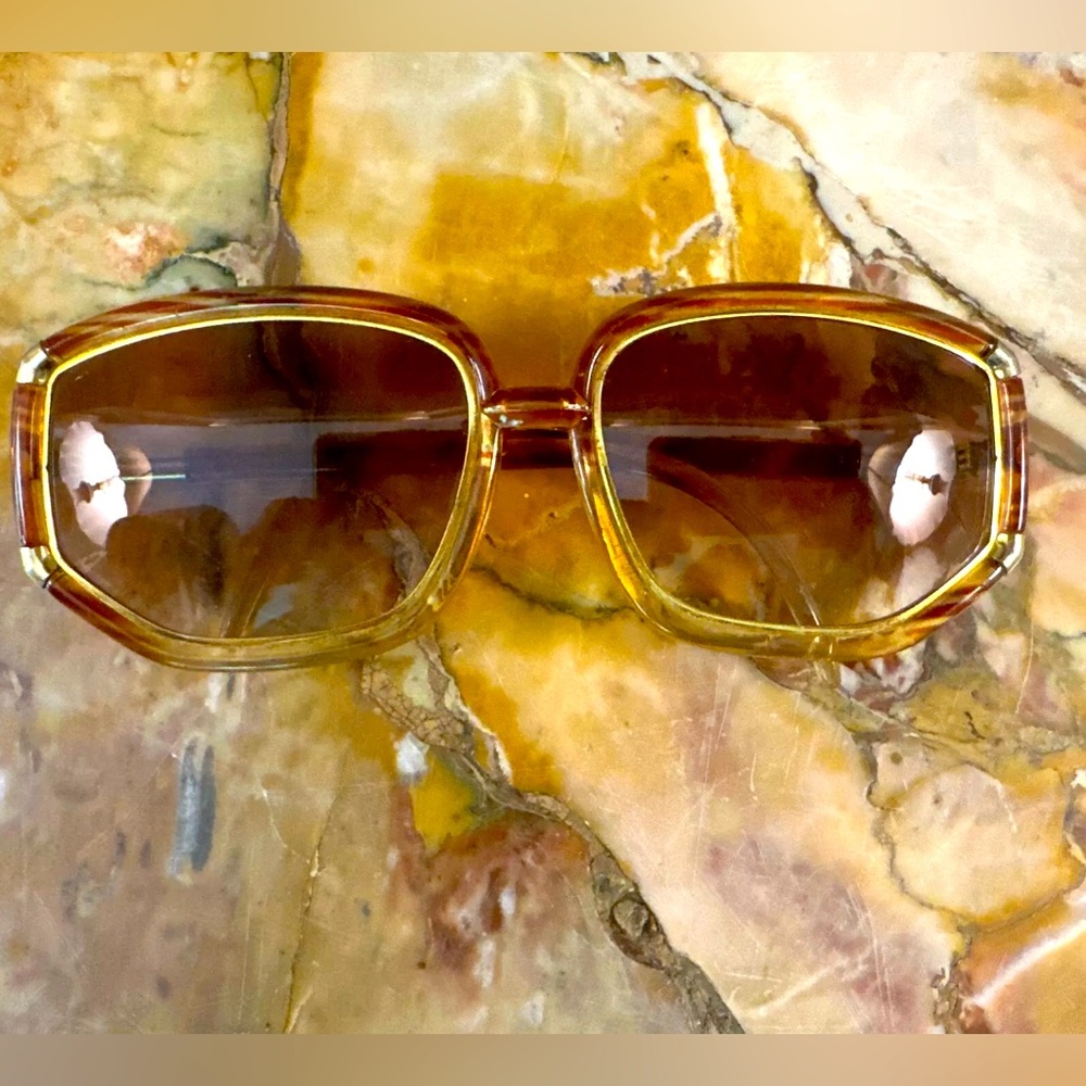 Brown and Gold Vintage-Style Glasses with Double Bridge